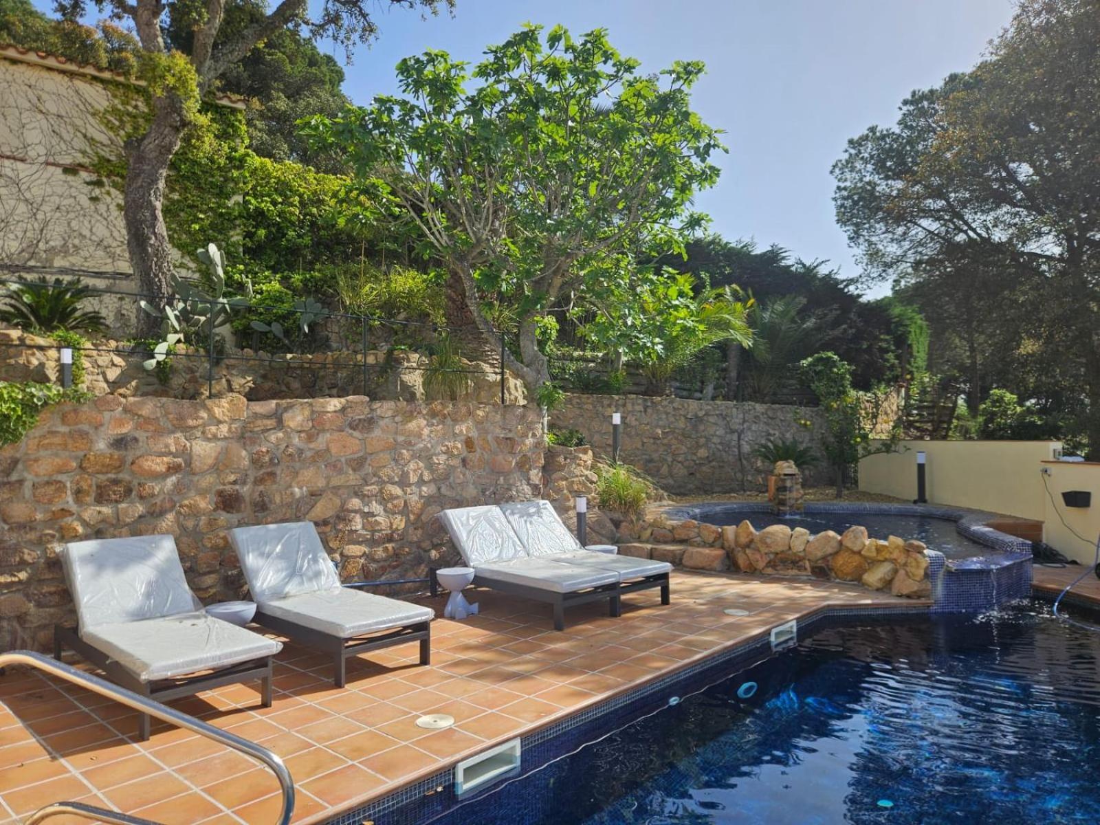 La Roqueta Hotel 滨海托萨 外观 照片